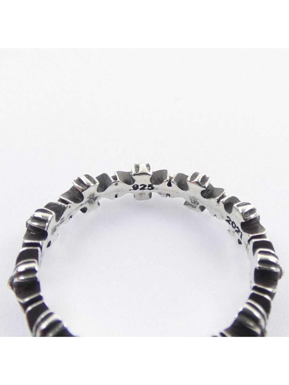 Chrome Hearts Tiny CH Pls Band Ring - Picture 5 of 6